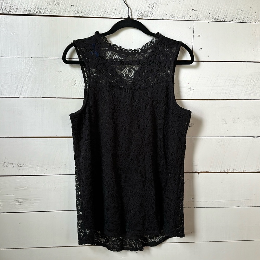 Women’s lace high neck tank top.